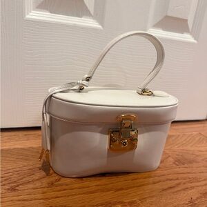 Gucci White Lady Vanity vintage Bag with Gold Hardware used authentic